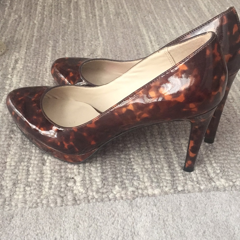 C. Wonder patent tortoise platform pump - Picture 1 of 7